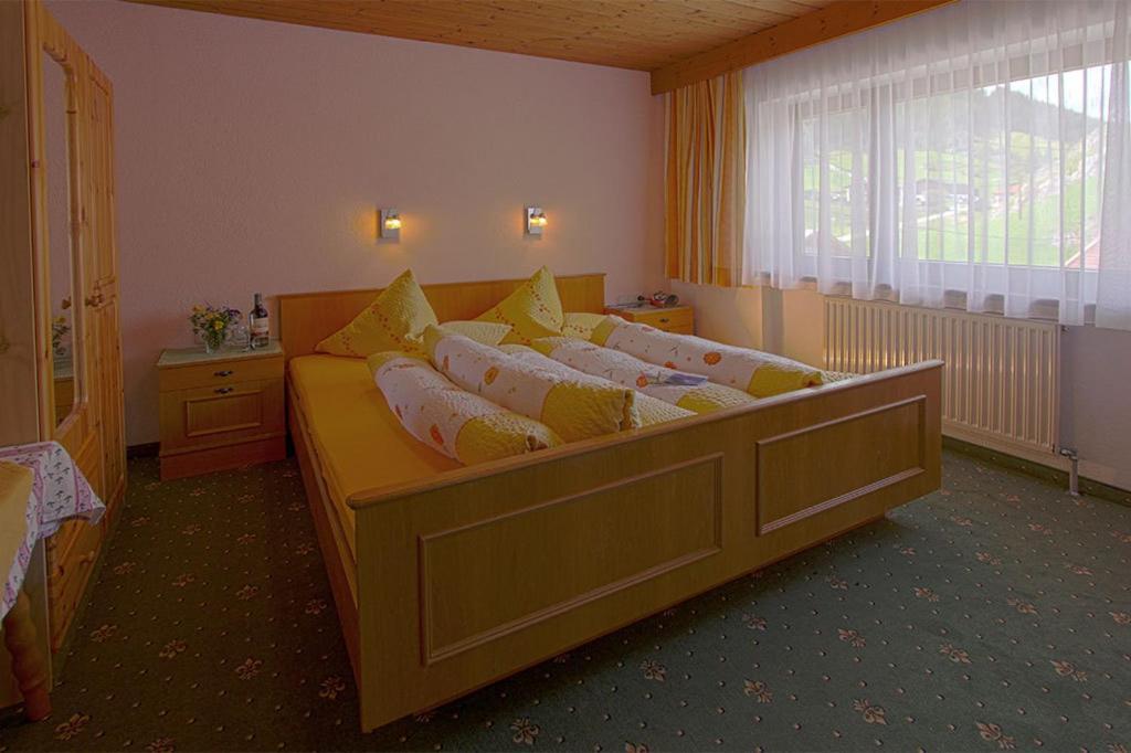 Gasthof Pension Granstein Solden Room photo